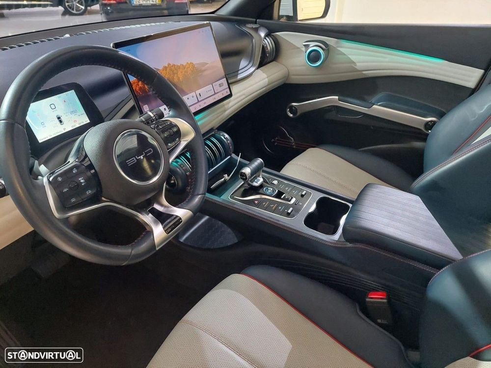 BYD Atto 3 60.48 kWh Design - 13