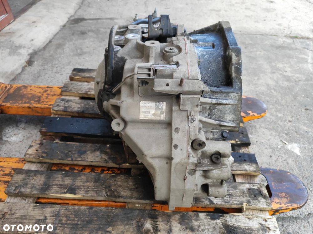 skrzynia biegów AUTOMAT Aisin AF40 / TF-80SC / z sterownikiem 55571032 do OPEL insignia a 2,0T 08- - 3