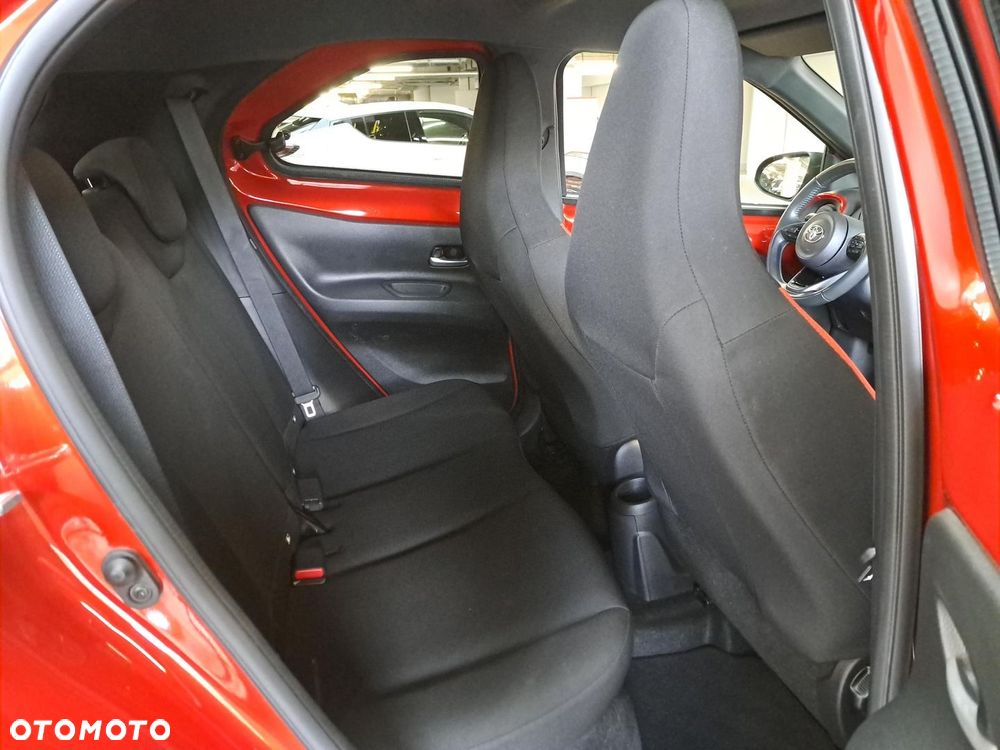 Toyota Aygo X 1.0 VVT-i Style CVT - 14