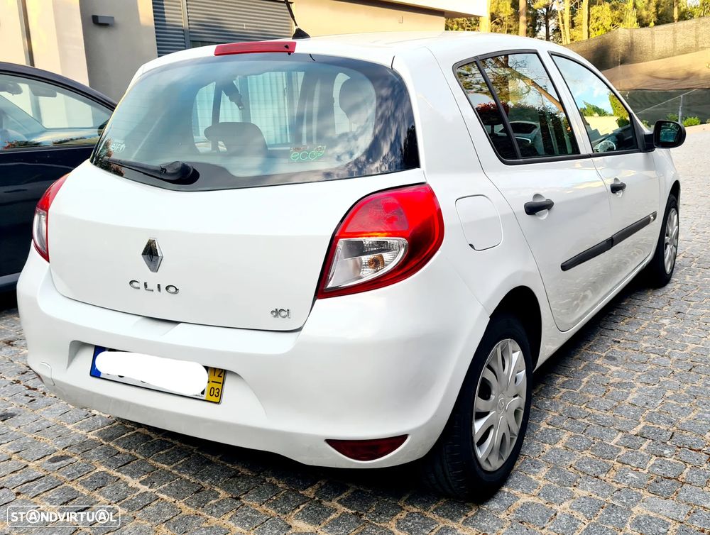 Renault Clio 1.5 dCi Dynamique 98g - 4