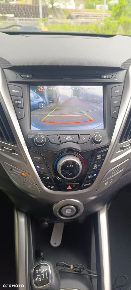 Hyundai Veloster 1.6 Style - 8