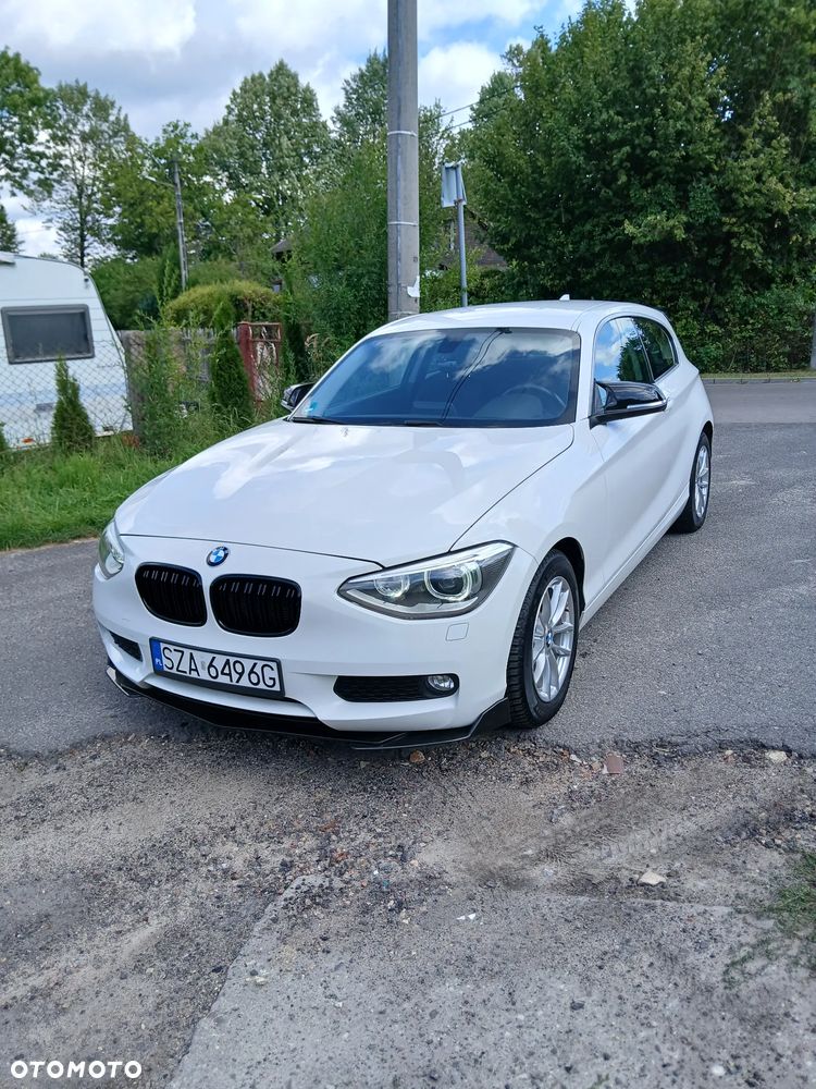BMW Seria 1 114i Sport Line - 1