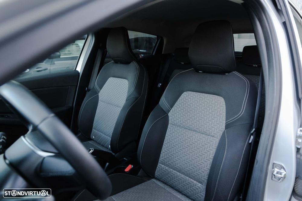 Renault Clio 1.0 TCe Limited Bi-Fuel - 11