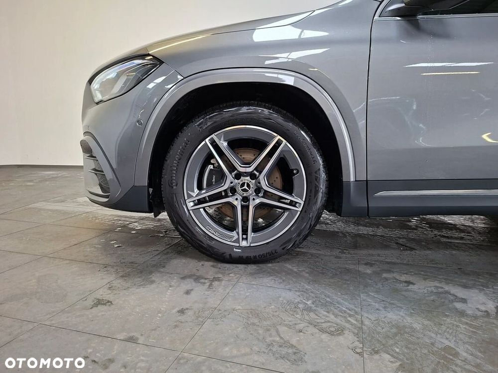 Mercedes-Benz GLA 200 AMG Line - 9