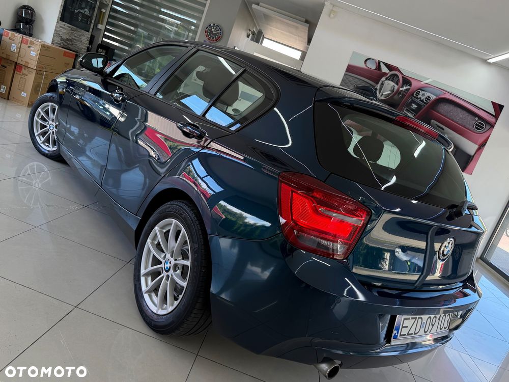 BMW Seria 1 116i - 29