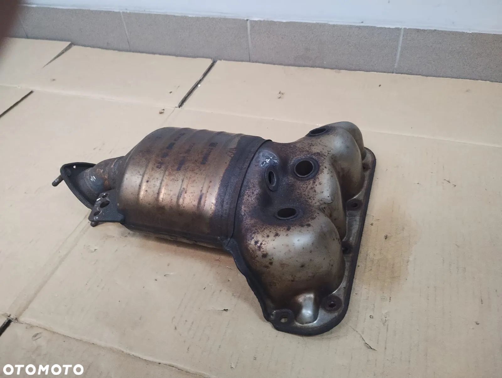 OPEL CORSA E 1.4 KATALIZATOR KOLEKTOR WYDECHOWY 25195105 - 2
