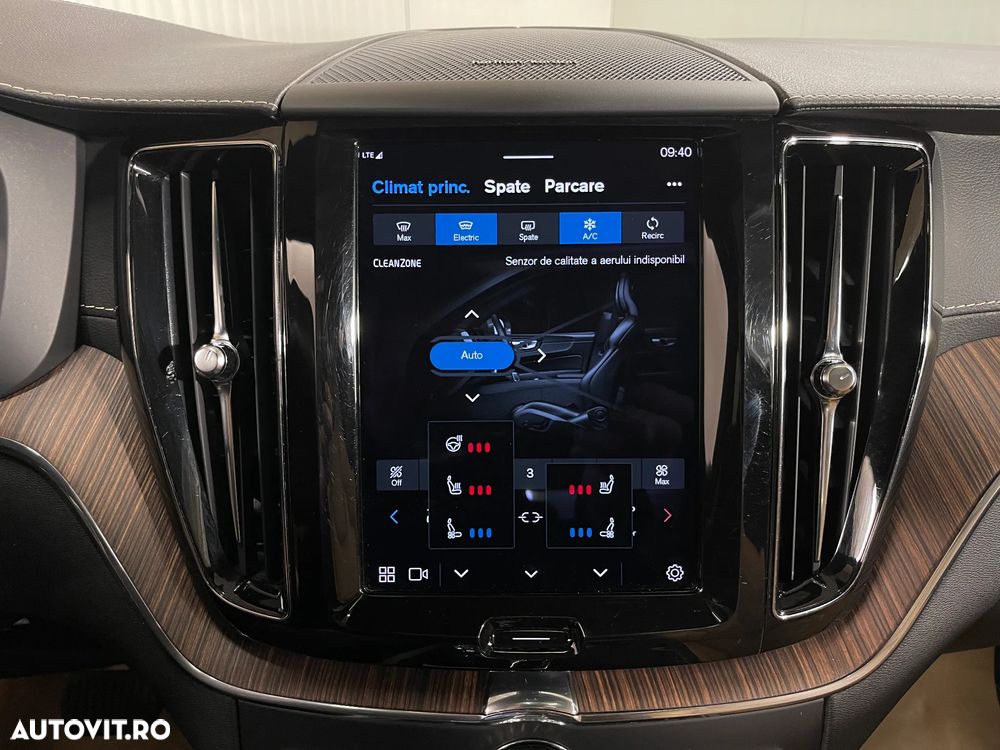 Volvo XC 60 B5 MHEV AT8 AWD Inscription - 21