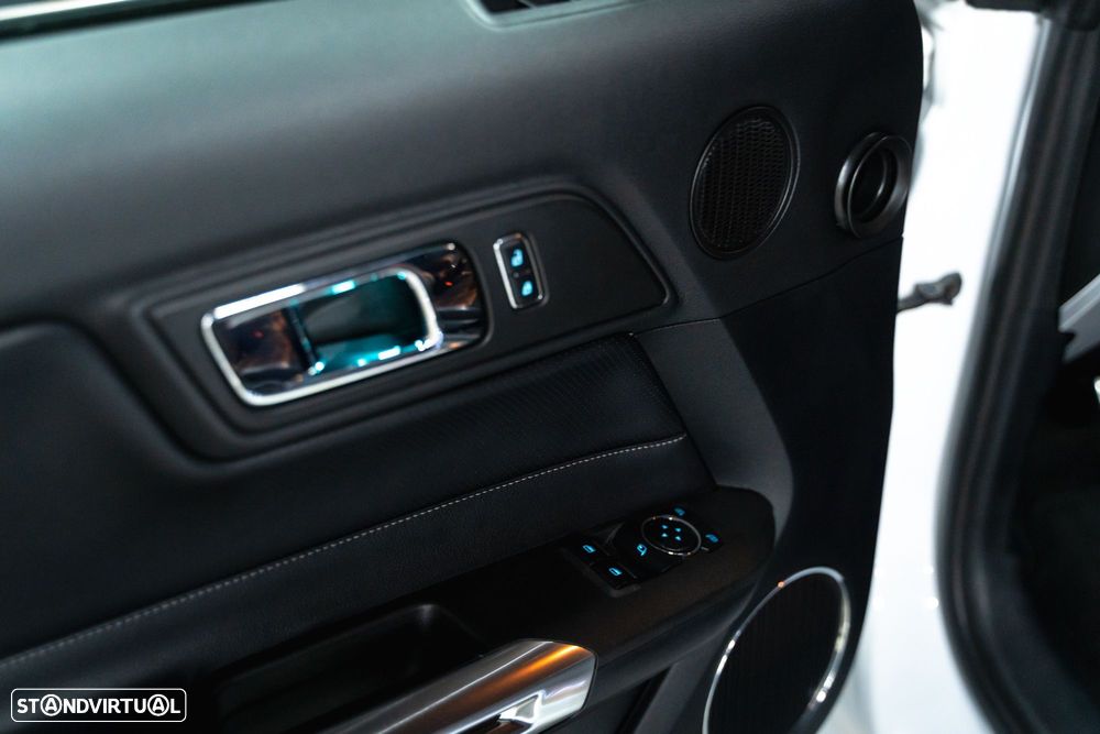 Ford Mustang 2.3i EcoBoost - 9