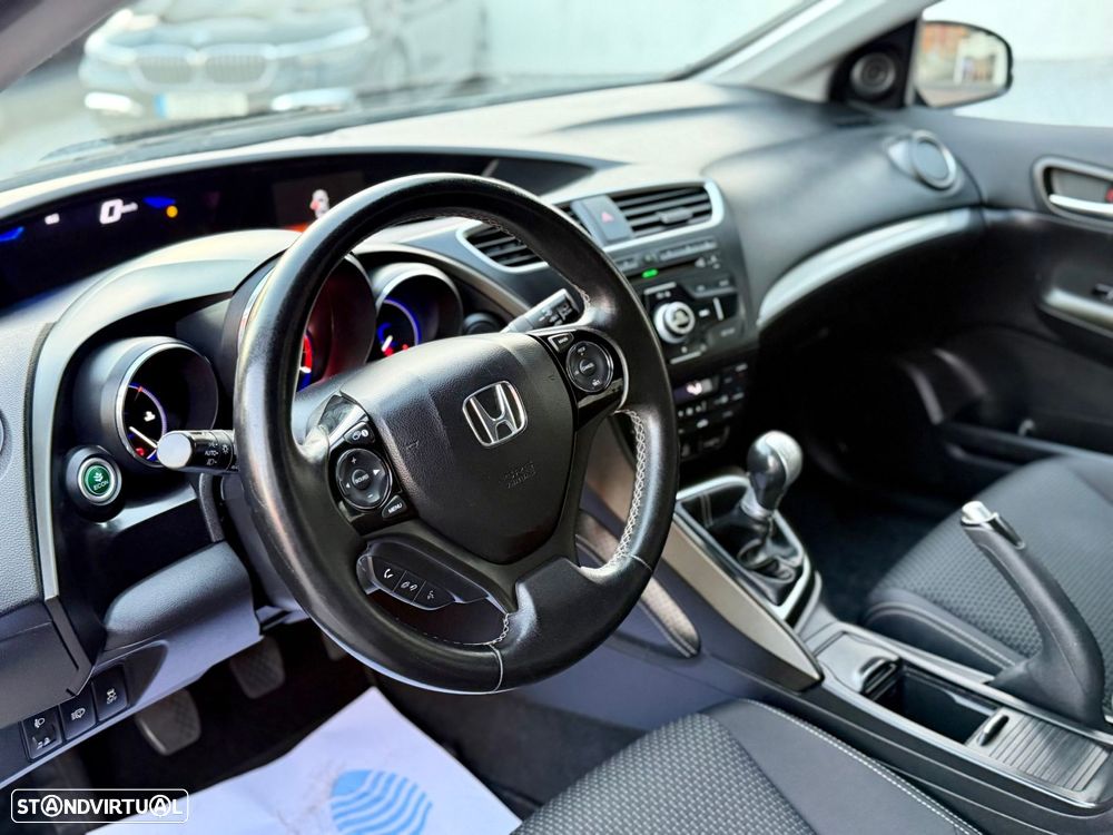 Honda Civic Tourer 1.6 i-DTEC Sport - 24