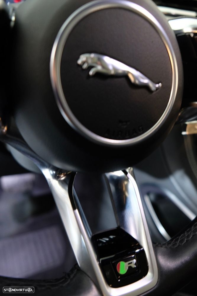 Jaguar F-Pace 2.0 P400e AWD R-Dynamic S - 25