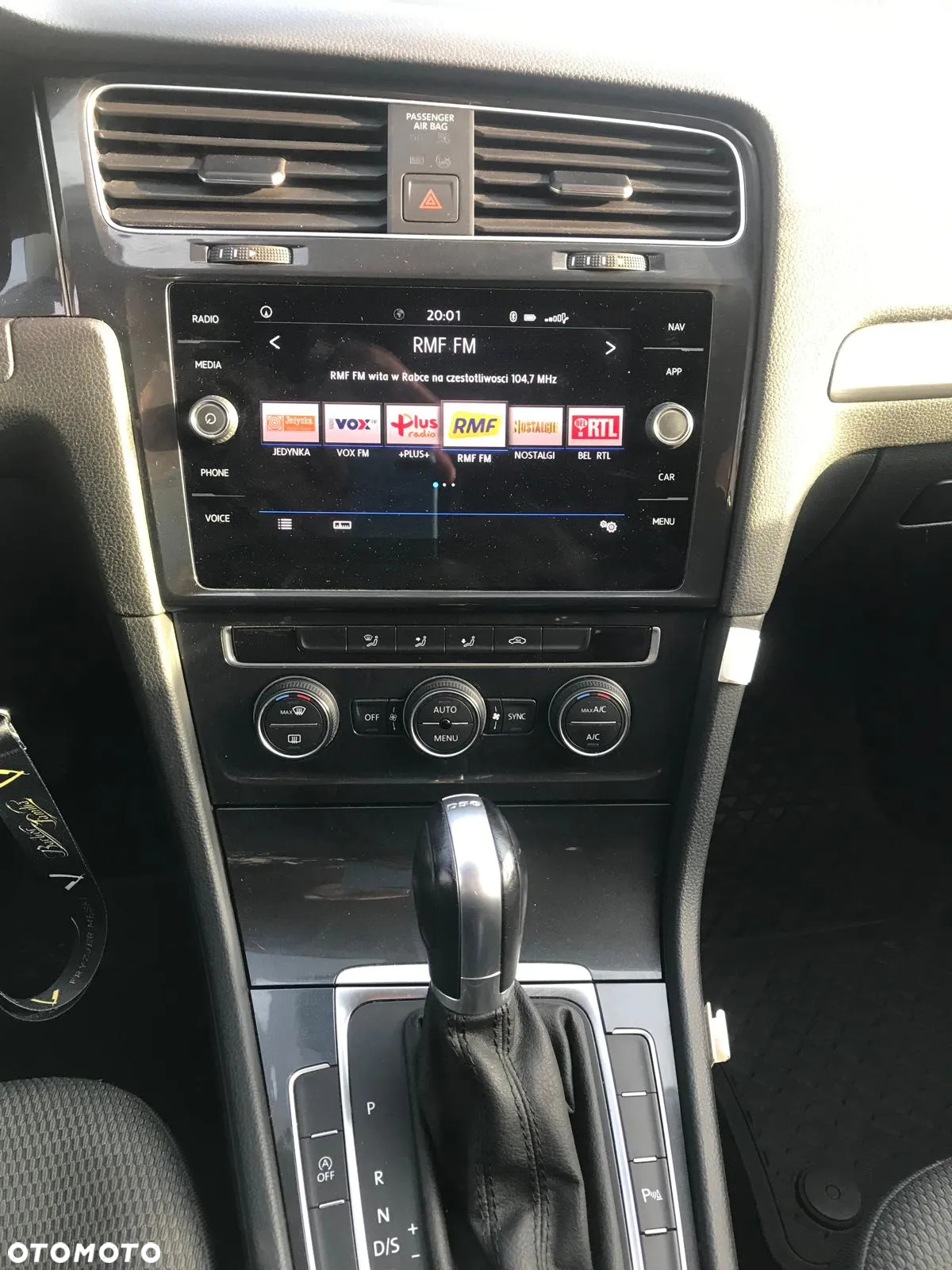 Volkswagen Golf - 9