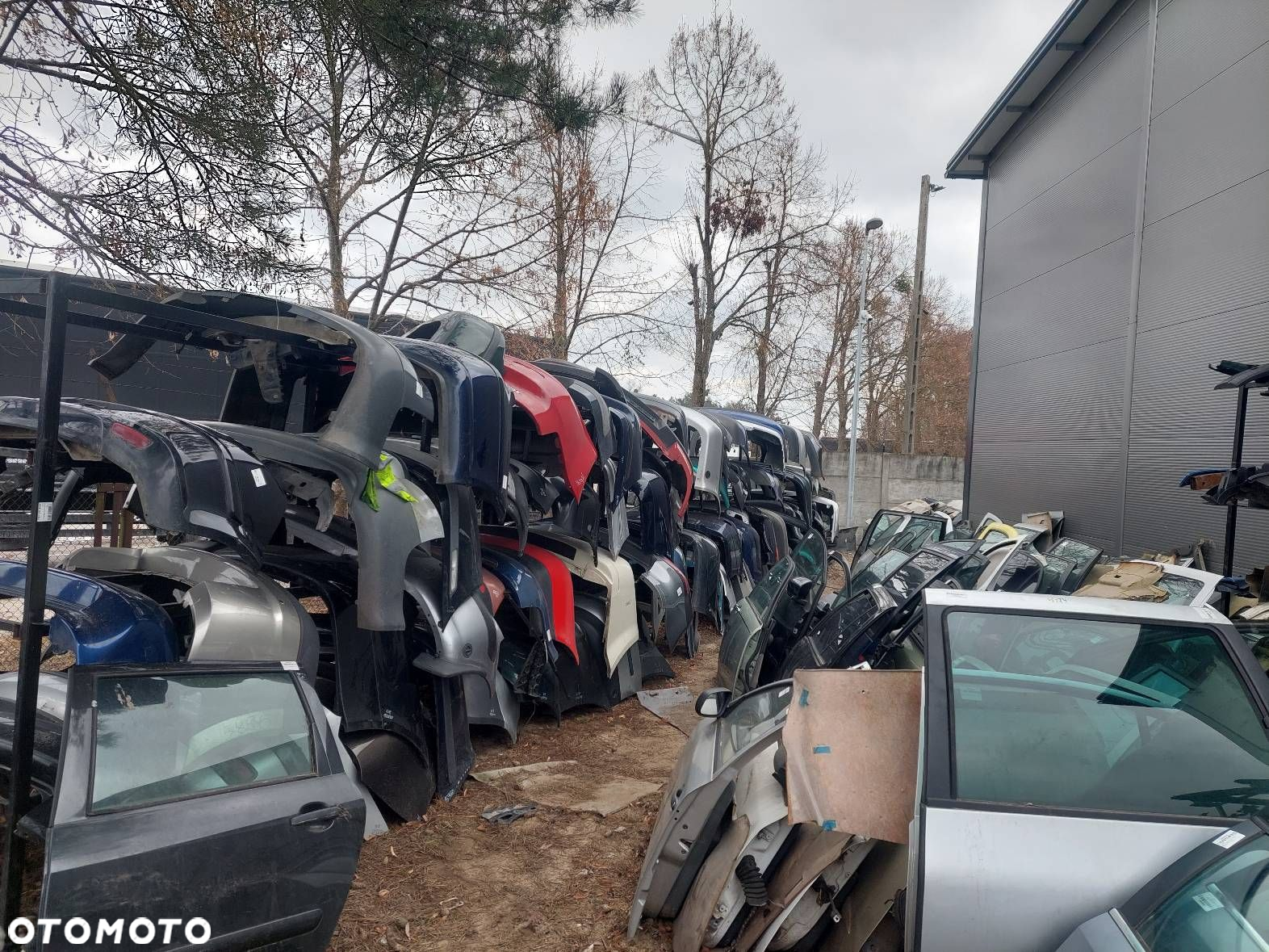 KOMPLETNY TYŁ KLAPA BAGAŻNIKA ZDERZAK TYŁ LAMPY AUDI A4 B6 KOMBI LX7Z - 14