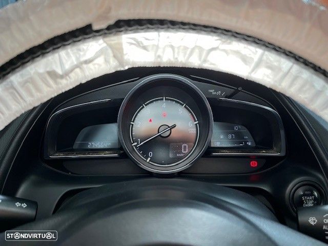 Mazda CX-3 1.5 Sky.Excellence Navi - 13