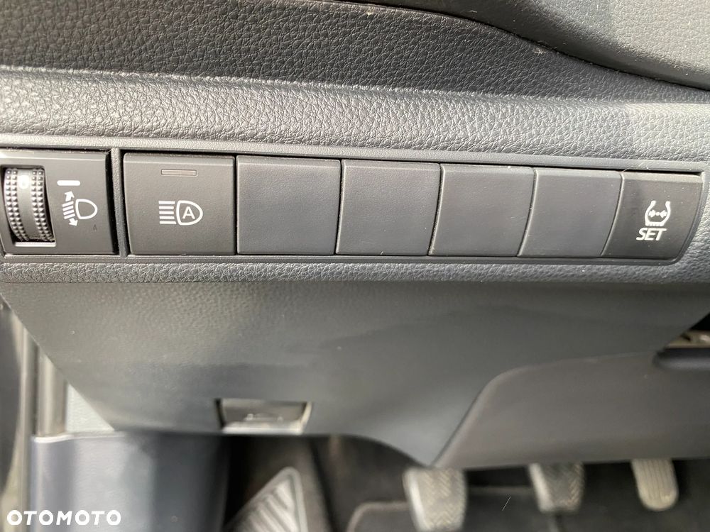 Toyota Corolla 1.5 Comfort - 24