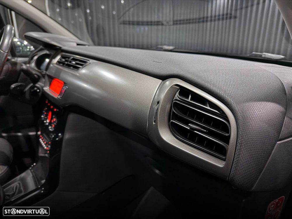 Citroën C3 1.2 VTi Exclusive - 22