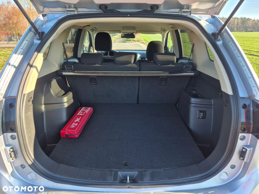 Mitsubishi Outlander 2.0 2WD CVT Active+ - 10