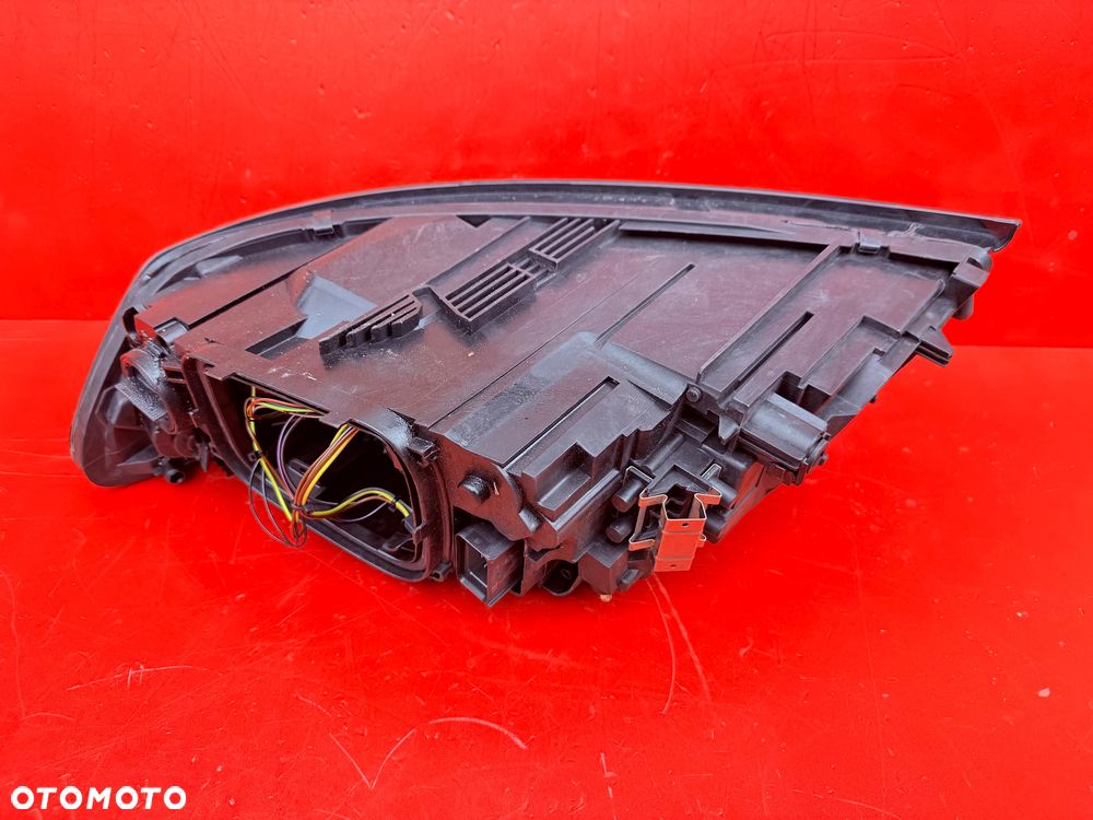 LAMPA PRAWA VOLVO S40 V50 LIFT BI XENON SKRĘTNA EU BDB 32206140 - 3