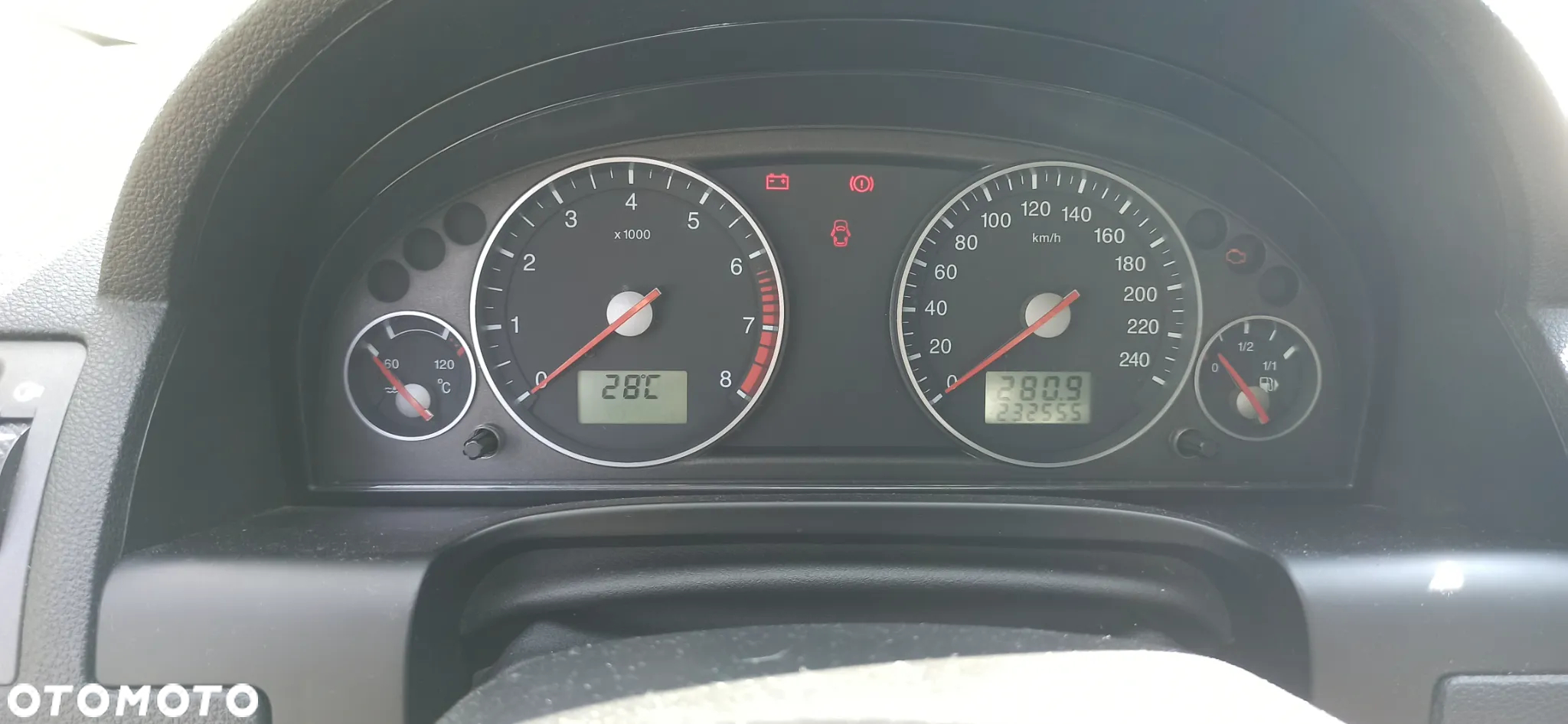 Ford Mondeo 2.0 FF Ghia - 12