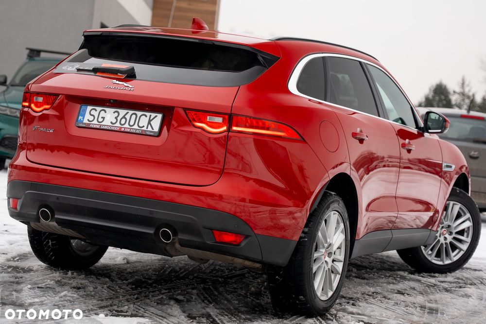 Jaguar F-Pace 25d AWD Prestige - 11