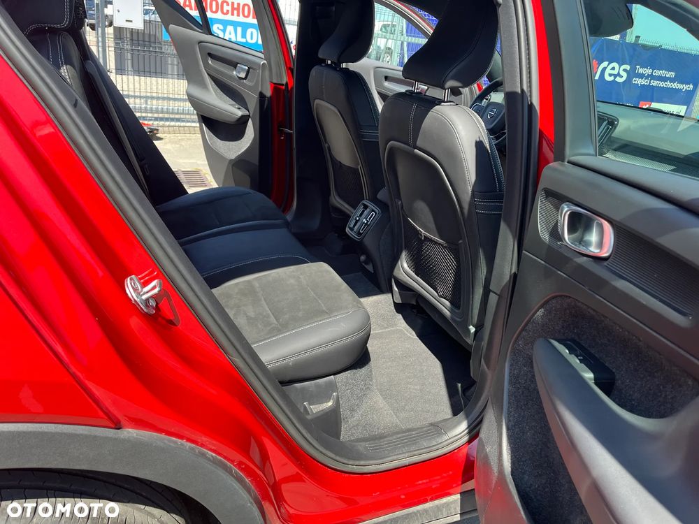 Volvo XC 40 T2 Core - 18
