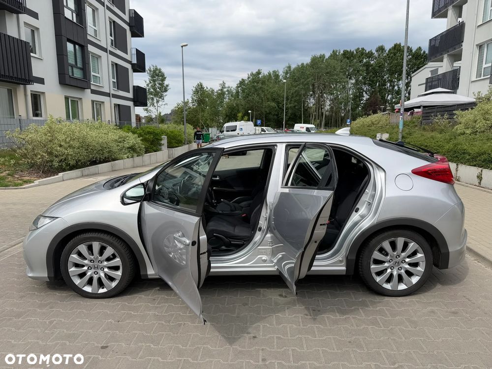 Honda Civic 1.8 Sport - 10