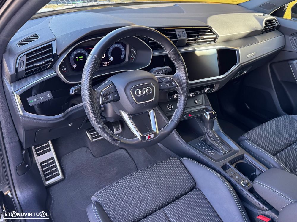 Audi Q3 45 TFSIe S tronic S line - 13