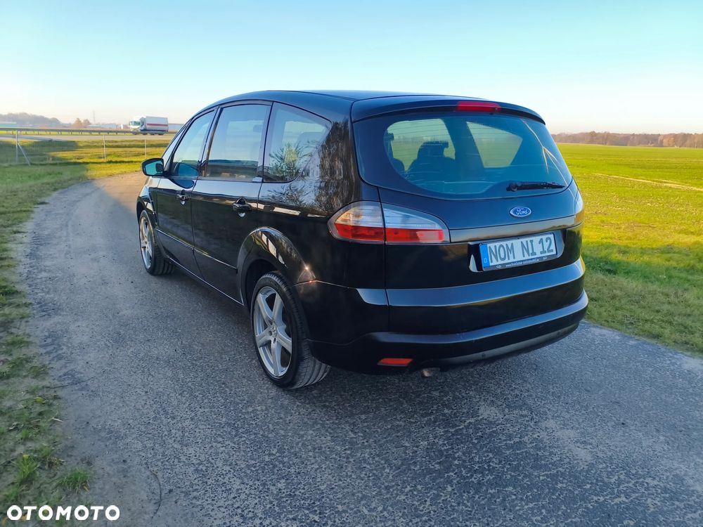 Ford Galaxy 2.0 Concept - 5