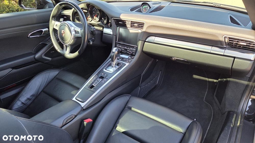 Porsche 911 Carrera PDK Black Edition - 20