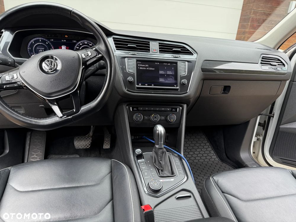 Volkswagen Tiguan - 8