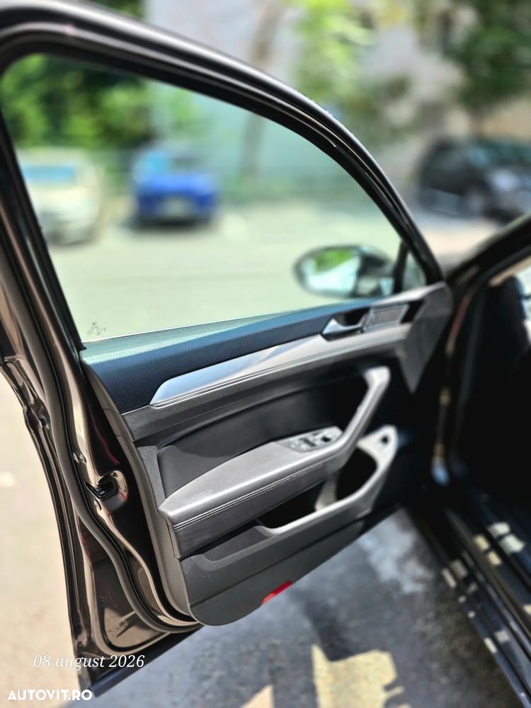 Volkswagen Passat 2.0 TDI DSG Highline - 15