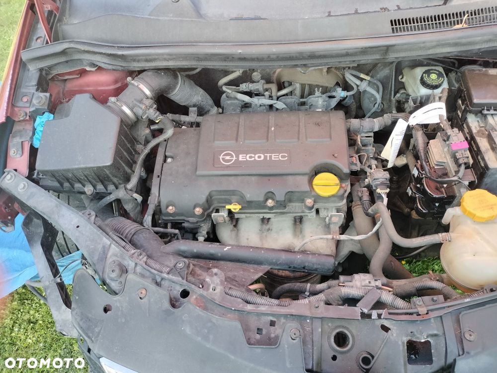 Opel Corsa - 8