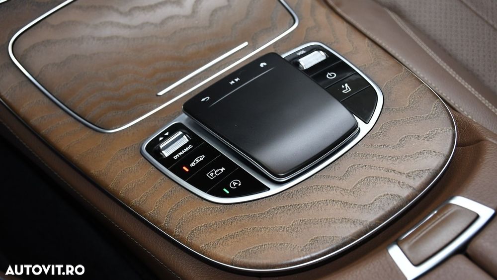 Mercedes-Benz E 220 d 4Matic All-Terrain 9G-TRONIC Avantgarde - 17