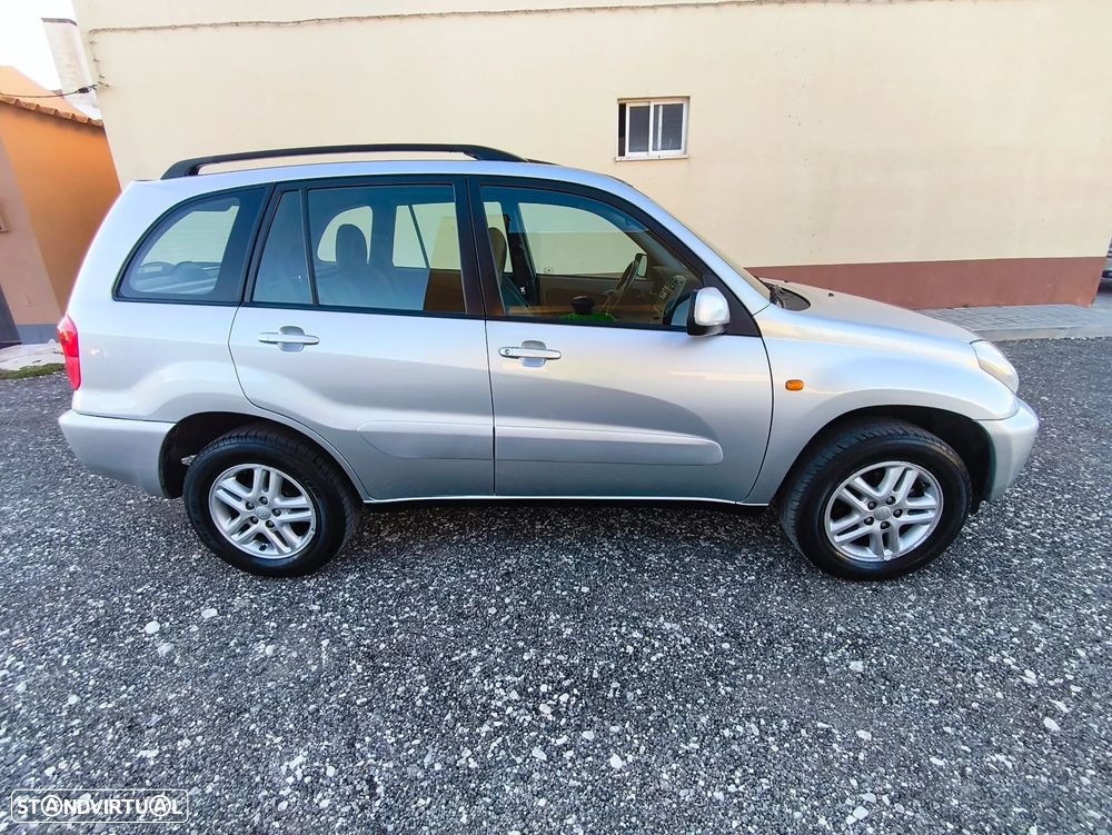 Toyota RAV4 2.0 Pack 2 - 15