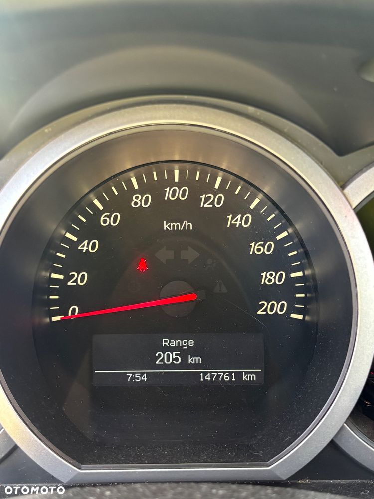 Suzuki Grand Vitara 1.9 DDiS Premium - 10