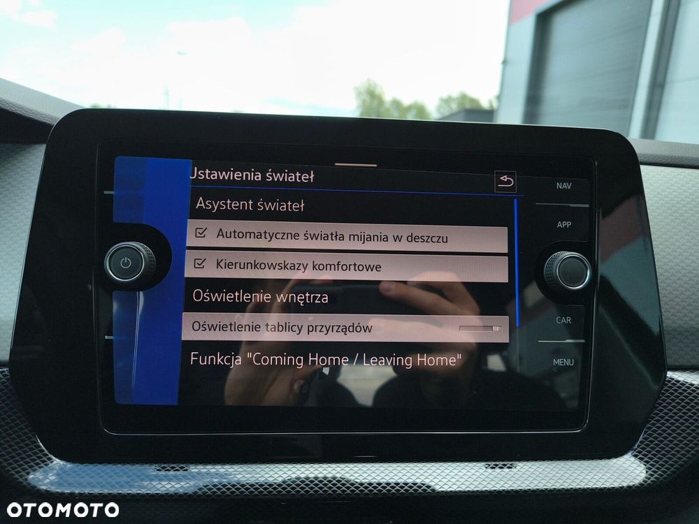 Volkswagen T-Cross 1.0 TSI Life Plus - 22