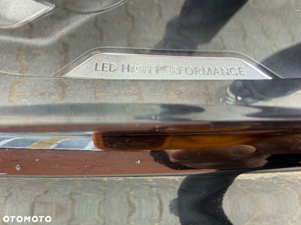 Mercedes-Benz GLB 200 d 8G-DCT Progressive - 12