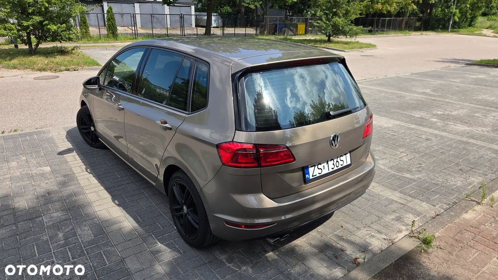 Volkswagen Golf 2.0 TDI (BlueMotion Technology) Comfortline - 5