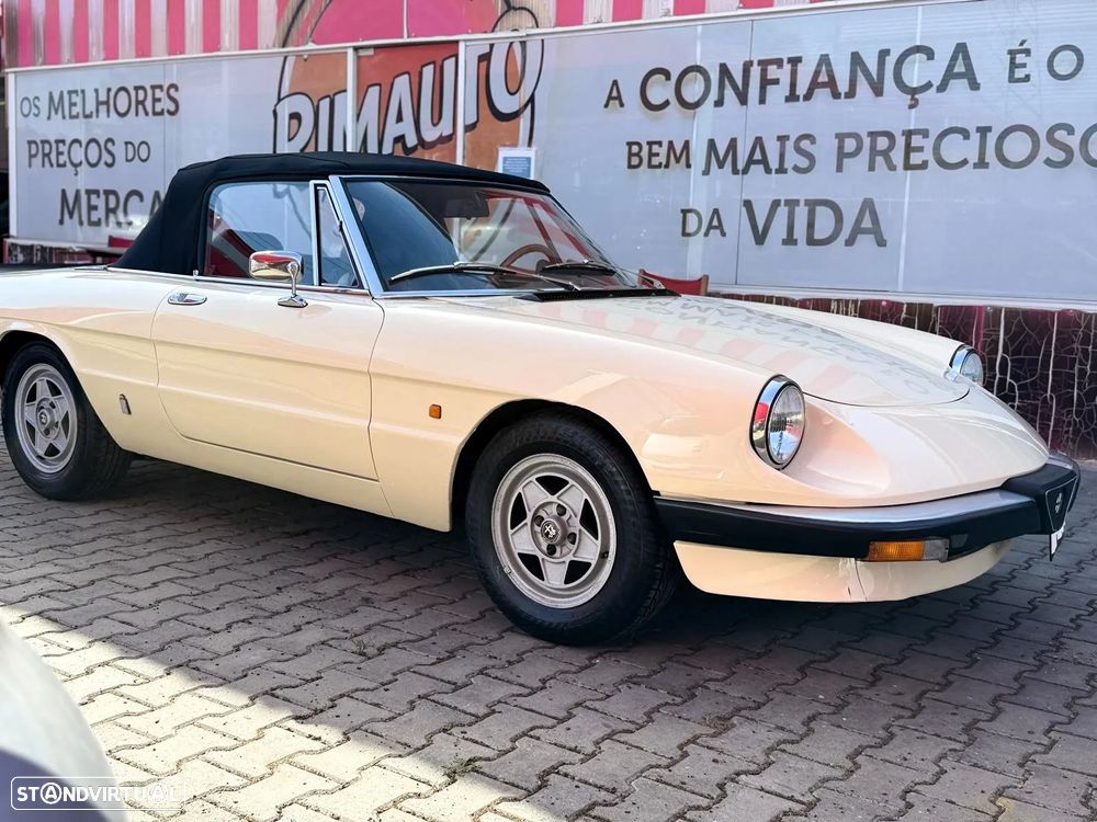 Alfa Romeo Spider - 16