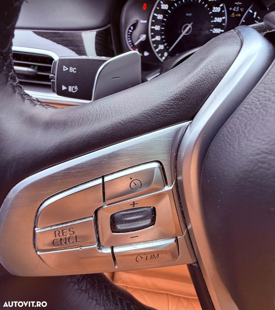 BMW Seria 7 730d xDrive - 14