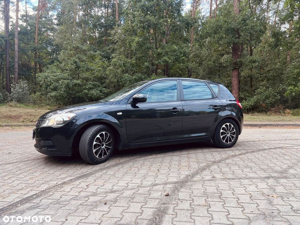 Kia Ceed - 2