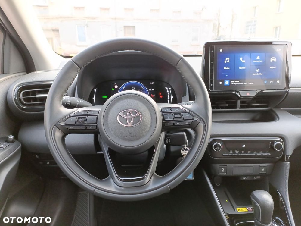 Toyota Yaris Hybrid 1.5 Style - 17