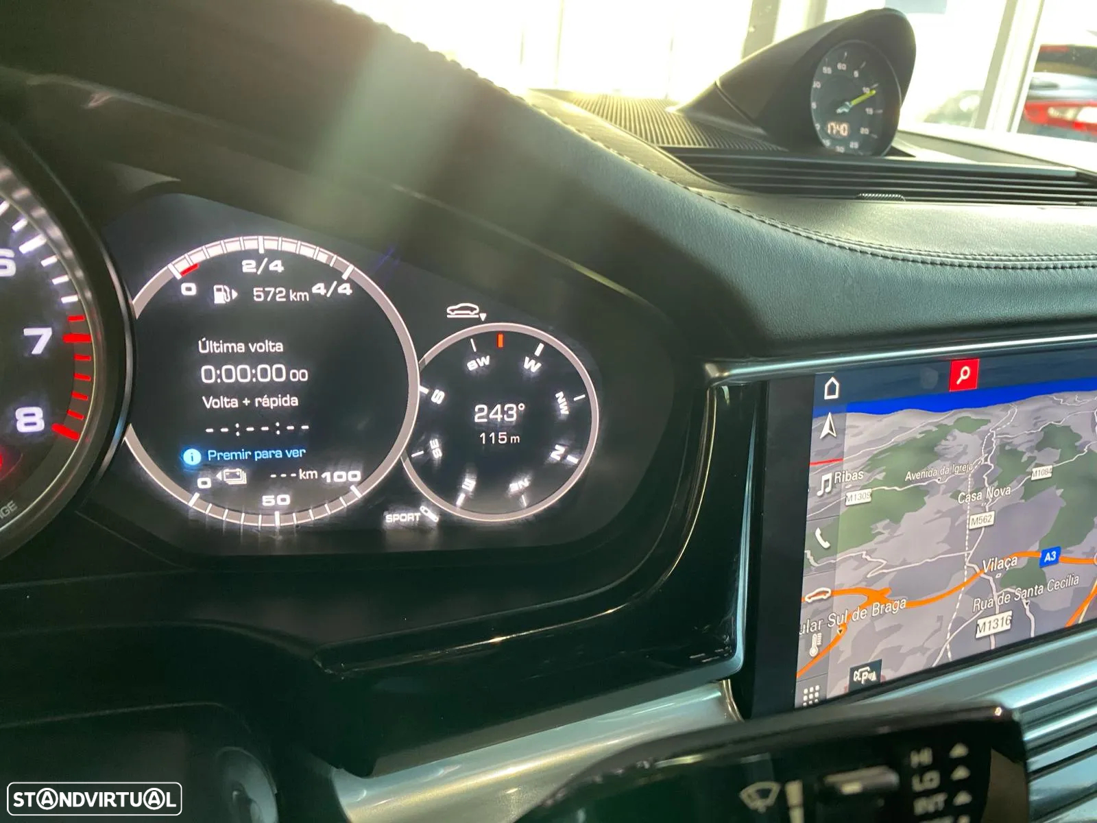 Porsche Panamera 4 E-Hybrid 10 Years Edition - 16
