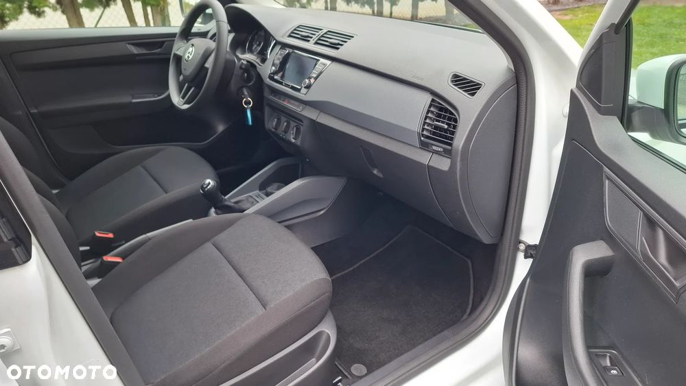 Skoda Fabia 2019 photo 5