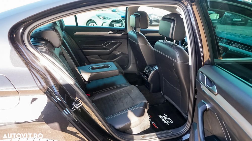 Volkswagen Passat 2.0 TDI DSG Highline - 31