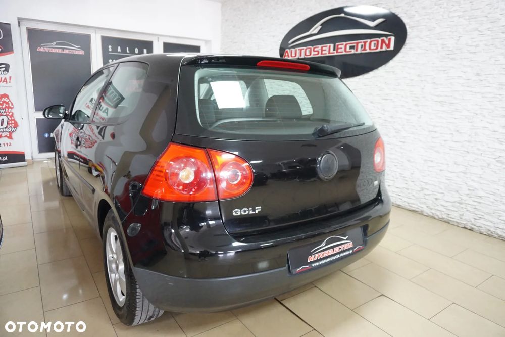 Volkswagen Golf 1.6 Team - 8