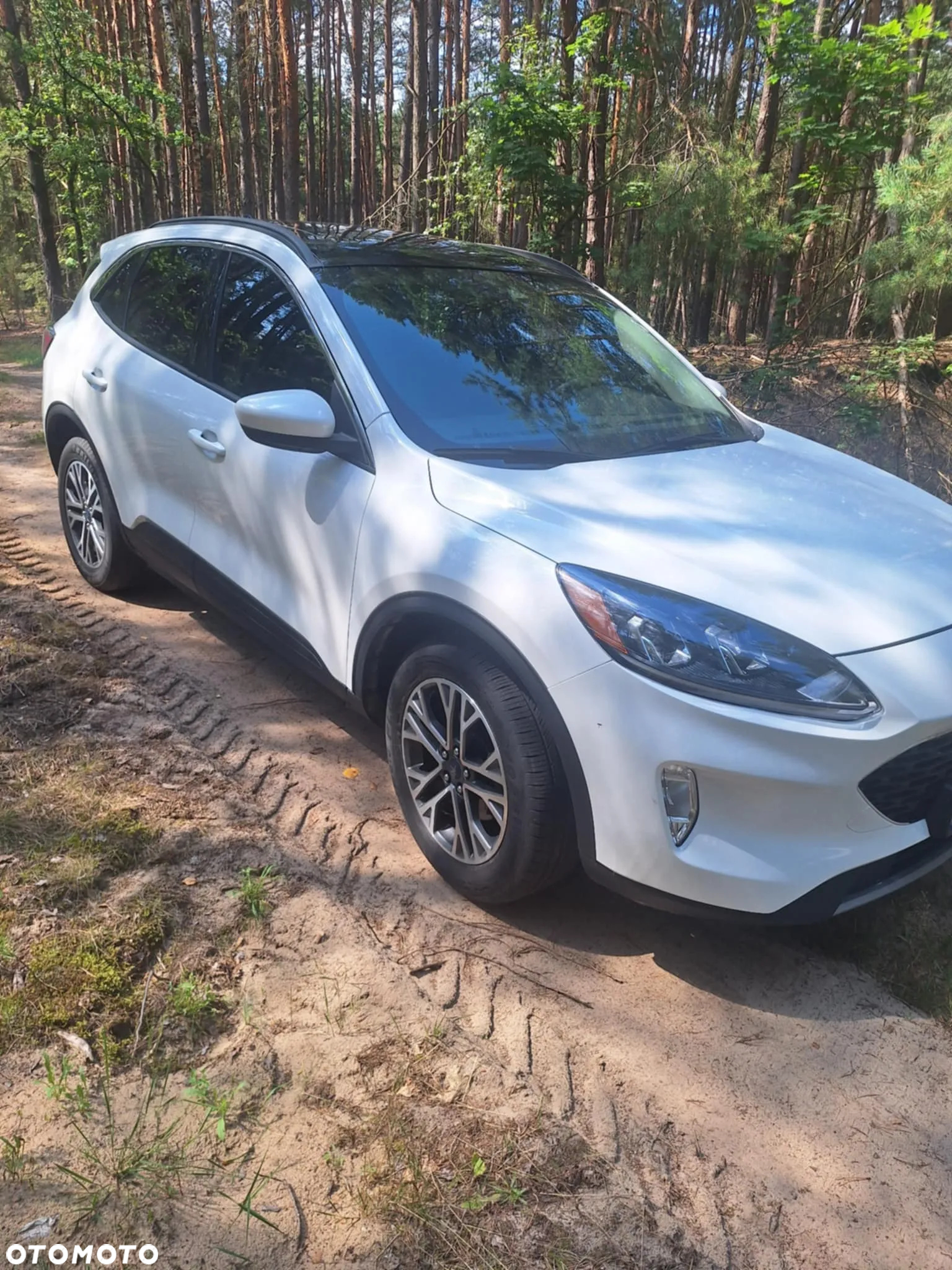 Ford Escape 2.0 EcoBoost AWD Titanium - 3