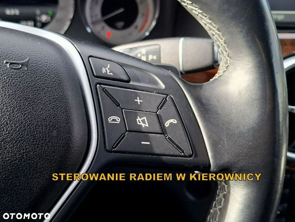 Mercedes-Benz GLK - 22