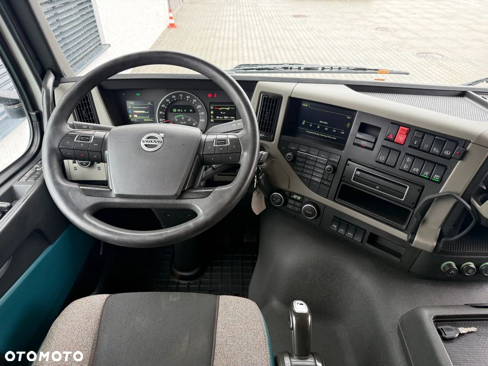 Volvo 410 / ADR / Hydraulika - 10