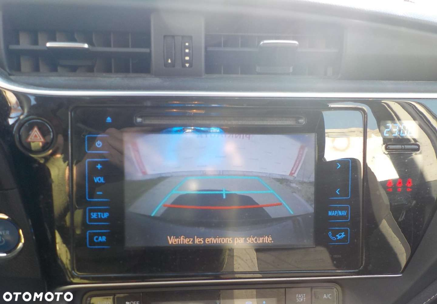 Toyota Auris - 22