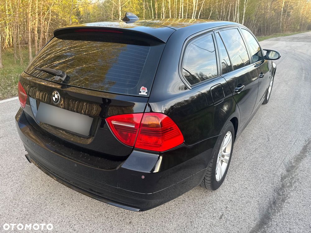 BMW Seria 3 320d DPF - 4